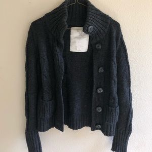 American Eagle Grey Knit Sweater